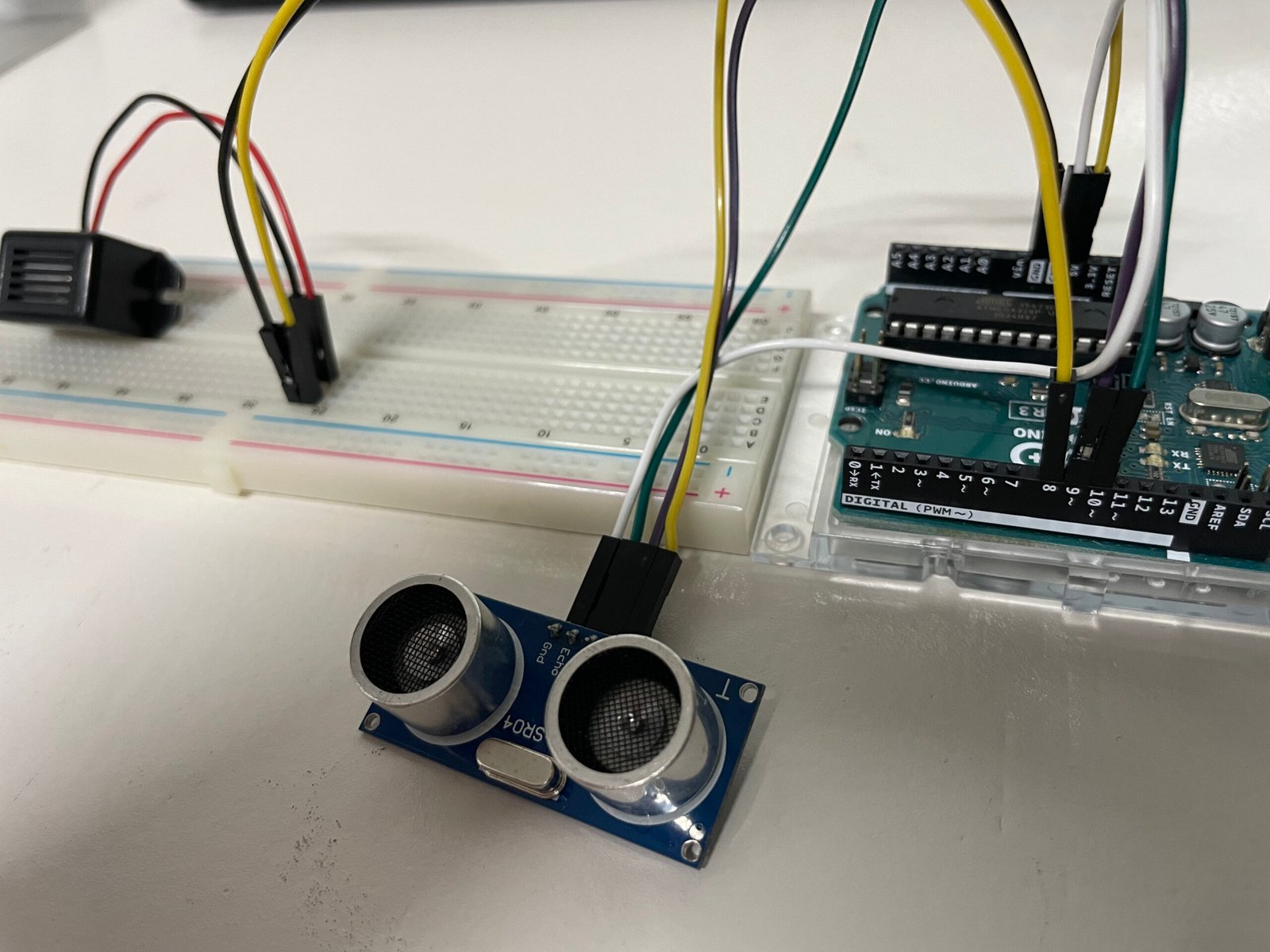 Sensor de aparcamiento con Arduino y sensor de ultrasonidos HC-SR04